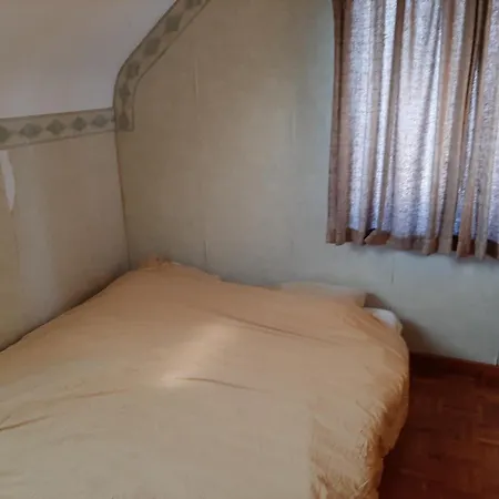 Villa *